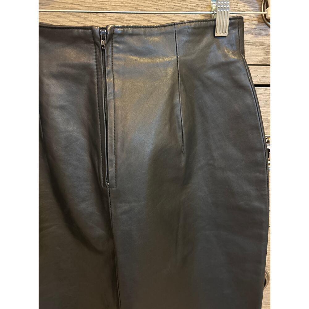 BYRNES & BAKER | Vintage Black 100% Leather Pencil Skirt | 10 - Picture 9 of 11